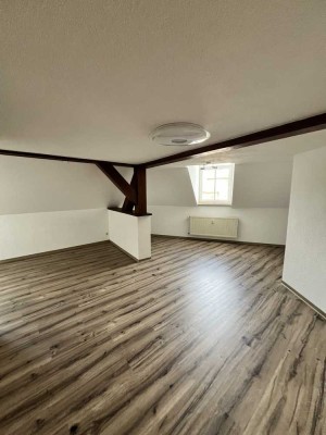 ** Charmante Singlewohnung über den Dächern von Bischofswerda**