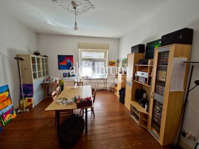 Altbauwohnung in gefragter Wohnlage