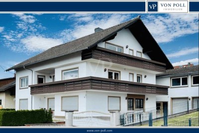 Familien Sache - großes Zweifamilienhaus mit Garten und Erweiterungspotenzial