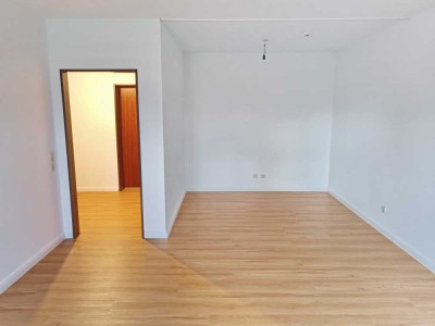 Barrierefreie 1-Zimmer-Seniorenwohnung mit Balkon, Serviceangebot nutzbar