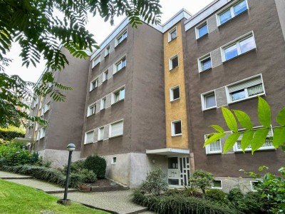 Ansprechende 3,5-Zimmer-Hochparterre-Wohnung mit Einbauküche in Velbert