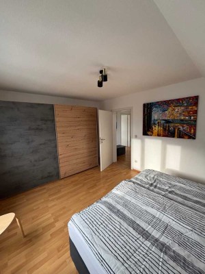 Möbilierte Wohnung mit Balkon