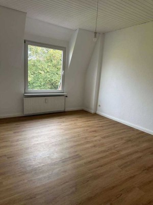 Helle 2 ZKB Wohnung in zentraler Lage