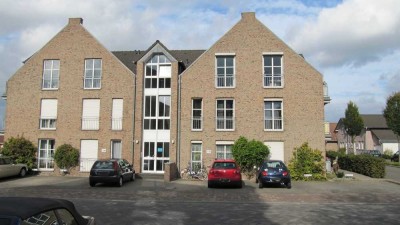 Exklusive, modernisierte 2-Raum-Wohnung mit EBK in Wassenberg
