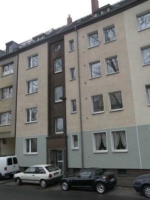 2-Zimmer-Altbau-Wohnung mit Balkon in Düsseldorf-Bilk