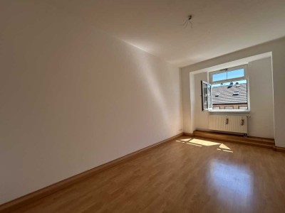 Helle 2-Raum-Wohnung mit Balkon in Ludwigshafen am Rhein