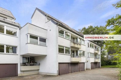 IMMOBERLIN.DE - Toplage! Gepflegte 2-Zimmer-Wohnung mit Loggia nahe Roseneck