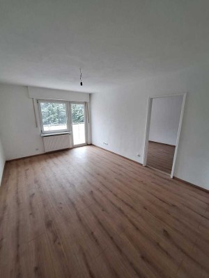 Bezug nach Sanierung - 2ZKB mit Balkon und EBK