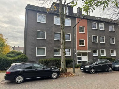Apartment mit Einbauküche und großem Balkon  *WBS erforderlich und ab 60+
