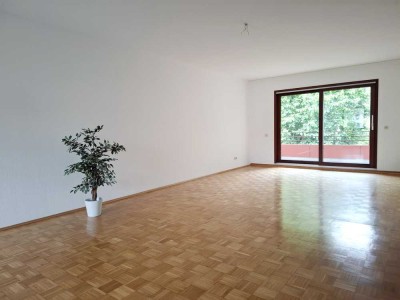 Sie suchen Komfort? Alleine oder zu Zweit? Ideale 2-Zi.-Whg. (77 m²) mit TG-Stellpl. in Rüttenscheid