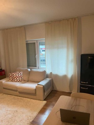 neu renovierte 1 Zimmer Wohnung - zentrale Lage