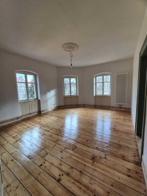 Charmante sanierte 4-Zi-Maisonette-Whg Stilaltbau in Oststadt