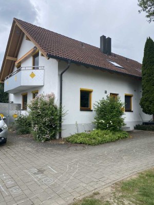 Schöne Doppelhaushälfte