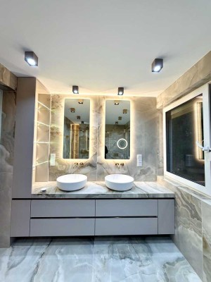 Blick auf Hubertus-See Grunewald mit Garten