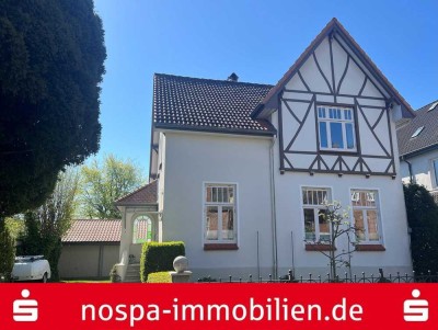 Großzügige Villa in ruhiger Wohnlage auf einem großzügigen Grundstück!