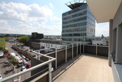 Penthouse 3,5 Zi. Wohnung mit EBK über den Dächern der Stadt