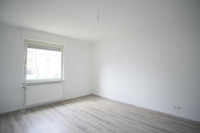 Deine neue Traumwohnung + Wir renovieren... Möbel rein FERTIG!