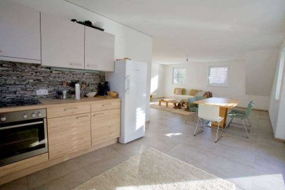 1,5-Zimmer-Wohnung mit möblierter Küche