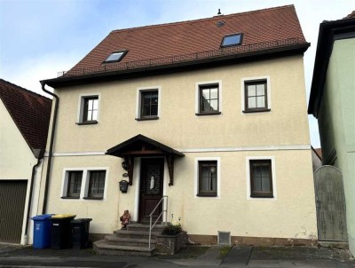 Gepflegtes Einfamilienhaus mitten in Scheinfeld