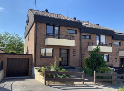 Familienfreundliches Reihenendhaus mit Garten, Loggia, Garage zzgl. 28 m² im DG und ca. 16 m² im UG!