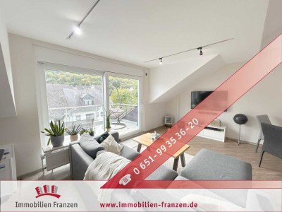 Kenn: aufwändig sanierte, energieeffiziente, fast 87 m² große und helle Dachgeschosswohnung mit Balk