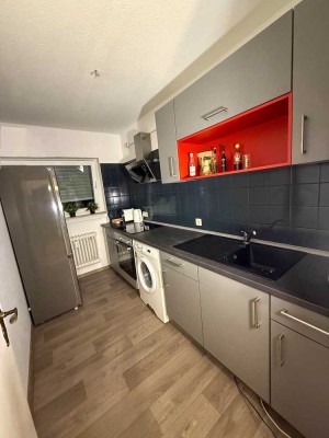 3-Zimmer Wohnung mit Einbauküche,Loggia&Stellplatz in Alt-Saarbrücken