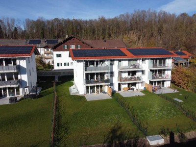 Neubau-Wohnung - absolut ruhige, energetische Erdgeschoss-Wohnung mit großem Garten und Bergblick!