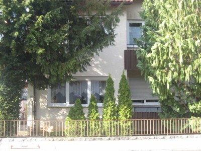 Schöne 3-Zimmer-Erdgeschosswohnung mit Einbauküche in Lauffen am Neckar