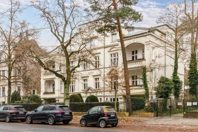 Stilvolle Altbauperle: Bezugsfreie 3-Zimmer-Wohnung mit Balkon in erstklassiger Grunewald-Lage