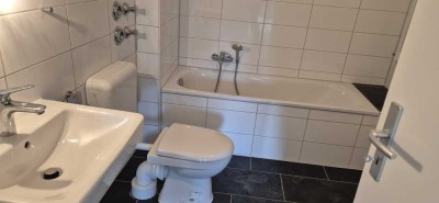 Reinkommen und Wohlfühlen: praktische 3-Zimmer-Wohnung