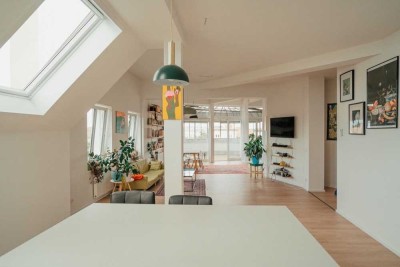 Exklusives 130 m² großes Penthouse in Kreuzberg zur Langzeituntervermietung ab Sept 2025
