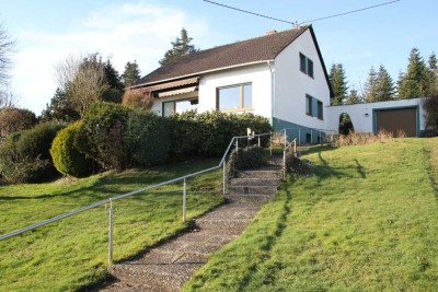 Haus in sonniger Lage mit großzügigem Grundstück