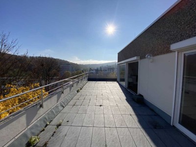 1-Zimmer Penthouse Wohnung mit riesiger Terrasse
