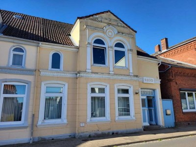 Großzügiges Stadthaus in Wesselburen  -  ideal für Handwerker