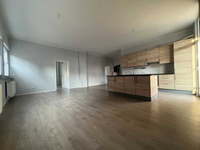 Ansprechende 4-Zimmer-Wohnung mit Einbauküche und Balkon in Wörth a.M.