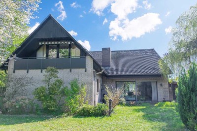 3-Familienhaus mit Gewerbe am Naturschutzgebiet