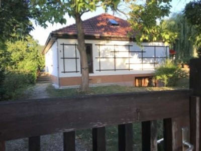 Schönes, geräumiges Haus mit sechs Zimmern in Bovenden, Eddigehausen