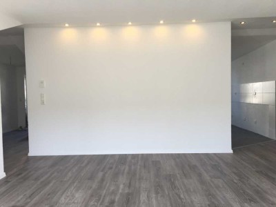 Charmante DG-Wohnung mit 4 Zimmern in Dornstadt