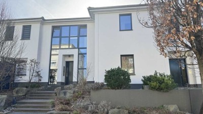 Exklusive Erdgeschoßwohnung mit Tiefgarage und Personenaufzug im Stadtgartenviertel Hagen