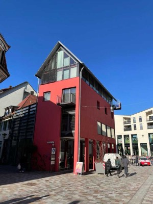 Extravagante 3-Zi.- Mietwohnung im City-Bauhaus-Stil !