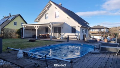 Großzügiges Einfamilienhaus mit Pool in Asperhofen