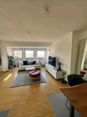 Sanierte, zentrumsnahe 1-Zimmer-Wohnung mit Balkon