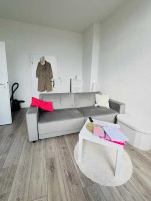 Helles, renoviertes 1-Zimmer-Apartment in Koblenz-Lützel