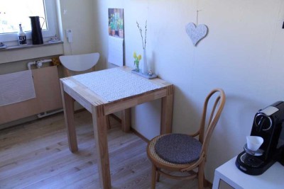 Möblierte 3‑Zimmer‑Wohnung mit Balkon, Einbauküche & Top‑Anbindung – Eschborn