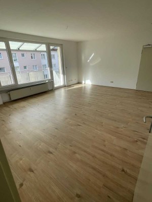 Wohnung mit 5 Zimmern und Balkon in Butzbach