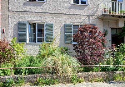 urban living: zentral und im Grünen, individuell und gemeinsam, 3-Zimmer-Altbauwohnung, saniert