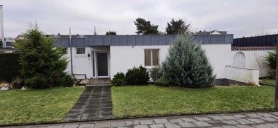 Köln-Rodenkirchen-Hochkirchen, Bungalow Erstbezug nach umfassender Renovierung
