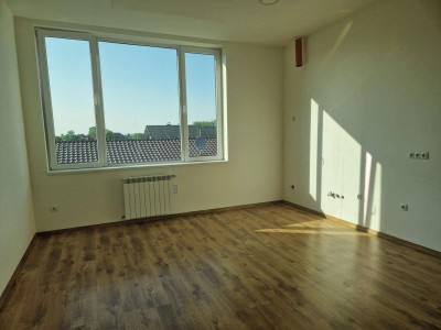 PERFEKTE LAGE FÜR SINGELS ODER PAARE!