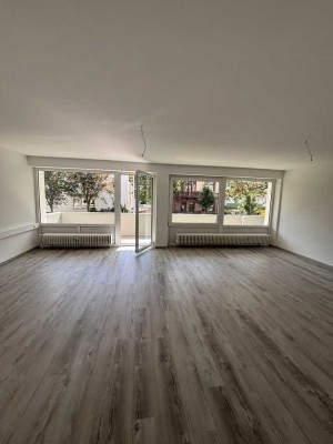 Großzügige 3ZKB Wohnung in zentraler Lage mit Balkon