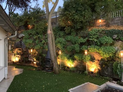 Aussichtslage am Rotenberg: Designer-Garten-Etage mit Topausstattung, Luxusküche, Dampfbad, Klima